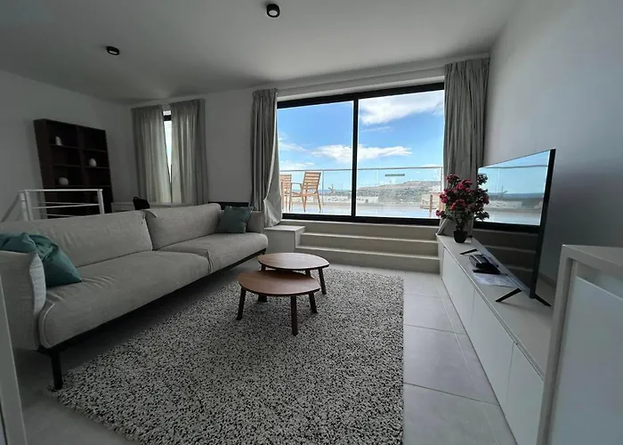 Duplex Penthouse Qawra Malta